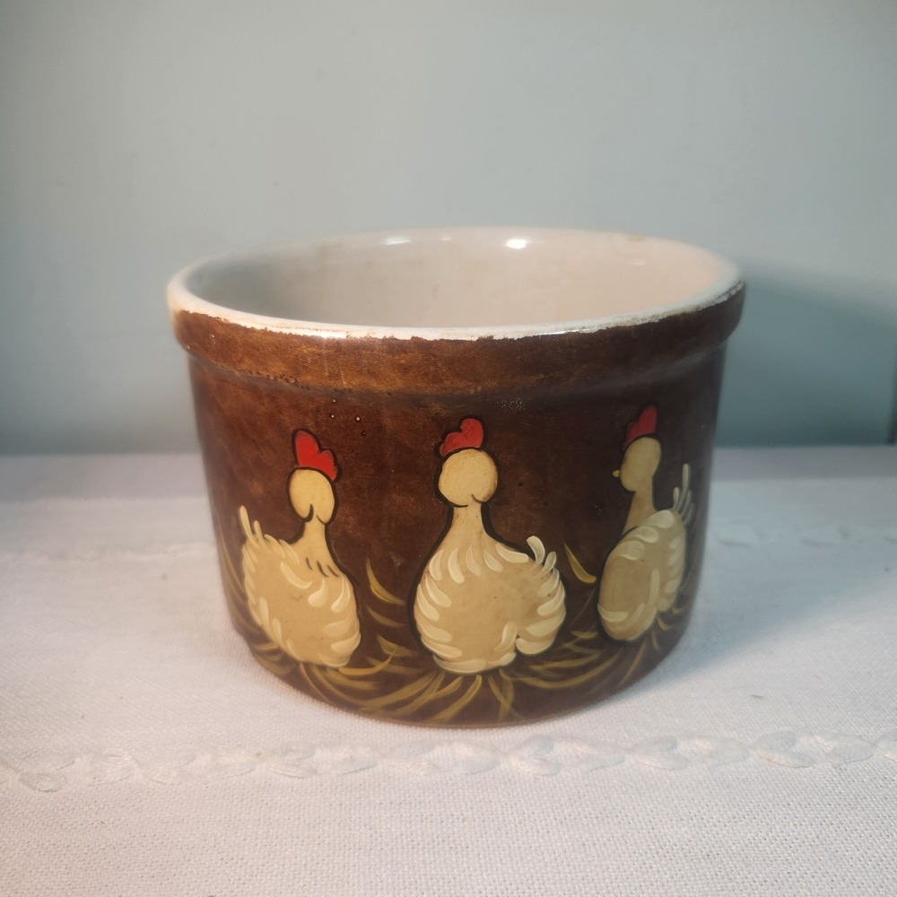 Vintage Roseville Pottery Bowl With Chickens